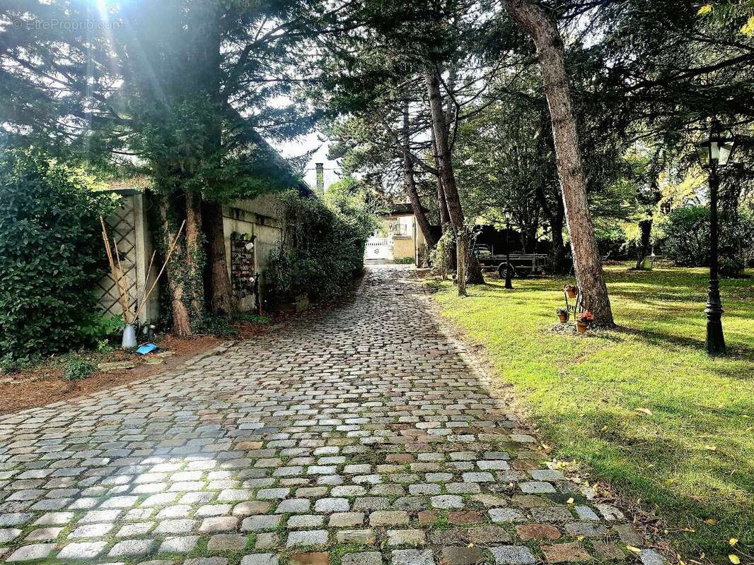 Propriété de caractère avec de l'insolite et parc paysager - photo 12