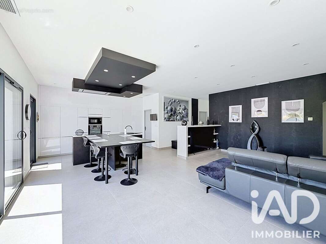 Maison 122 m² à Magalas  - photo 6
