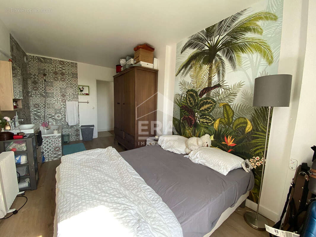 Appartement à SARTROUVILLE