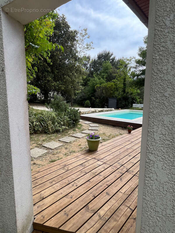 Maison à MESCHERS-SUR-GIRONDE