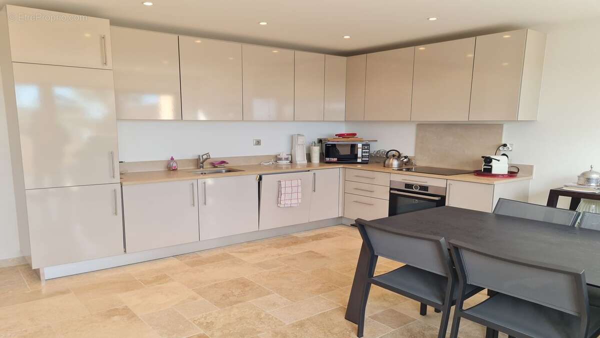 Appartement à LES ISSAMBRES