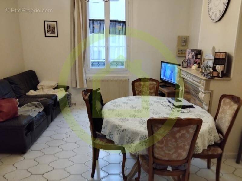 Maison à SAINT-JUST-EN-CHAUSSEE