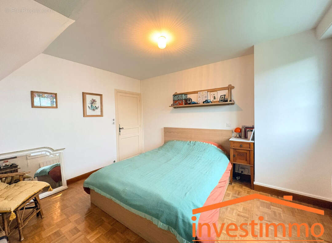 Maison à SAINT-ETIENNE-AU-MONT