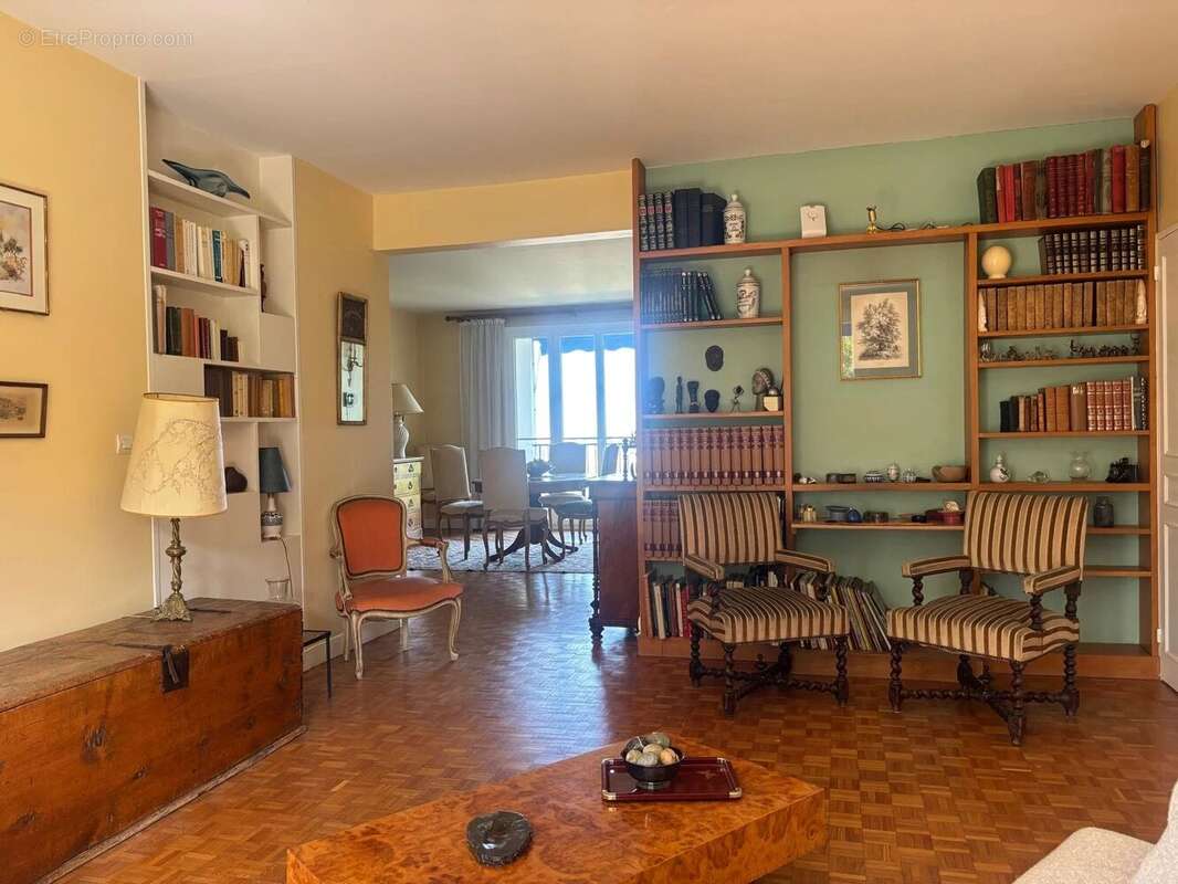 Appartement à BOUGIVAL