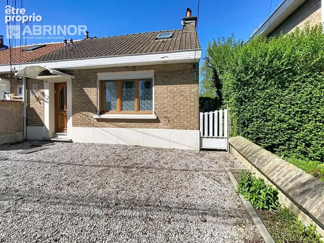Photo Maison à Perenchies au prix de 194 000€