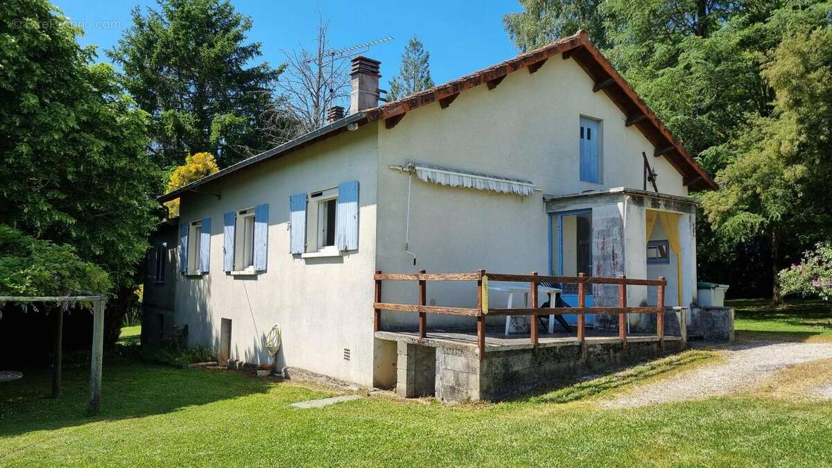 20250516_152952 - Maison à SAVIGNAC-DE-NONTRON