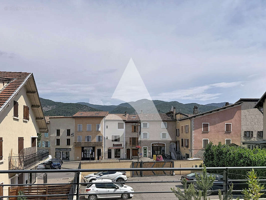 Appartement à TALLARD