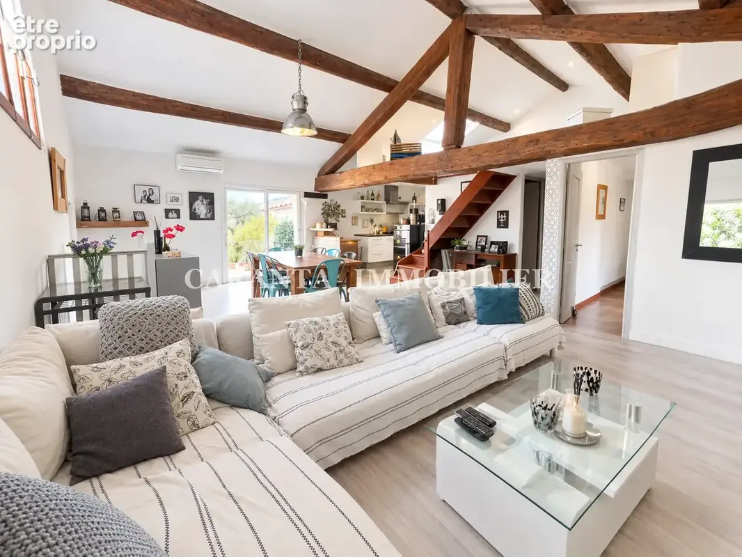 A vendre au Plan de la Tour Maison de village avec Terrasse 4 chambres plus Mezzanine, buanderie et remise - photo 2
