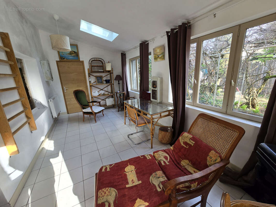 Maison à BOURG-DE-PEAGE