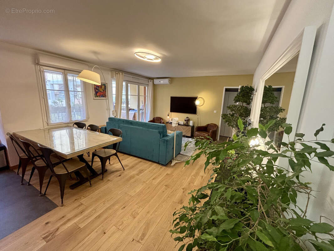 Appartement à MENTON