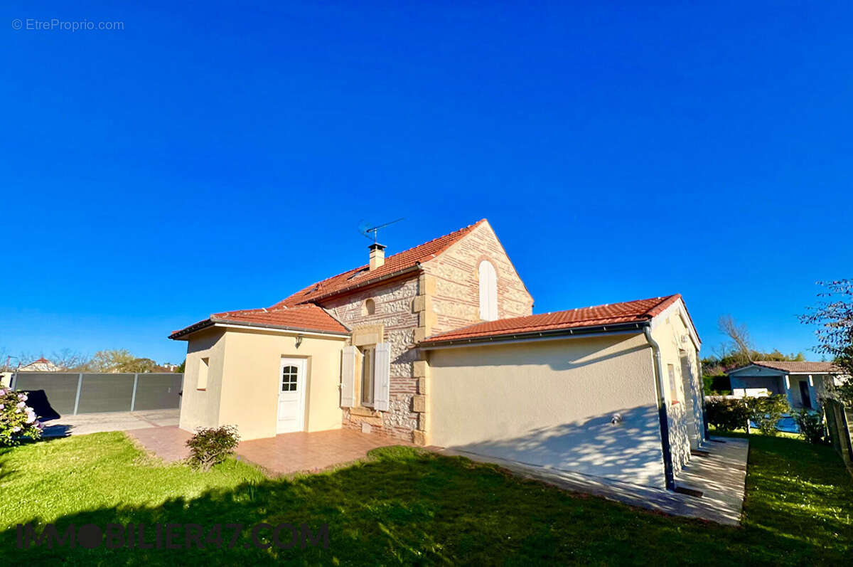 Maison à SAINTE-LIVRADE-SUR-LOT