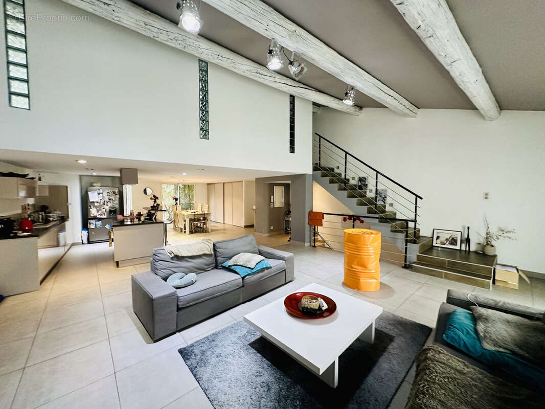 Appartement à AIGUES-MORTES