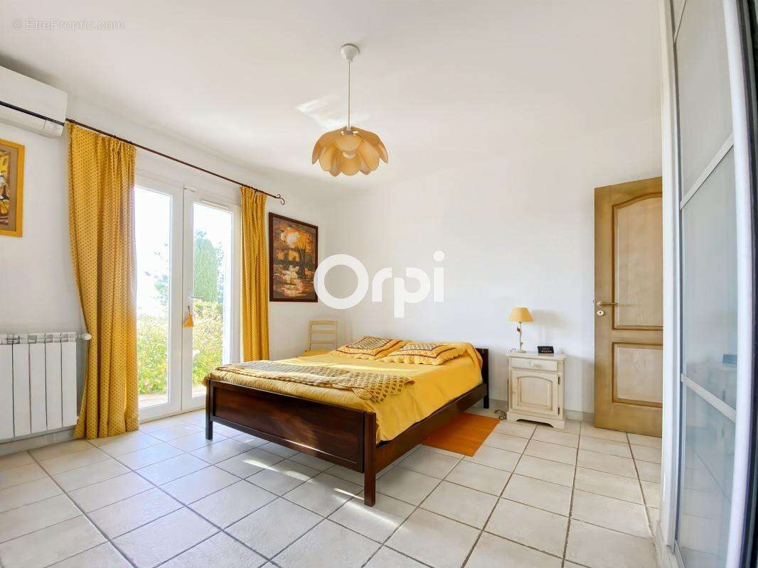 Maison à LA CADIERE-D&#039;AZUR