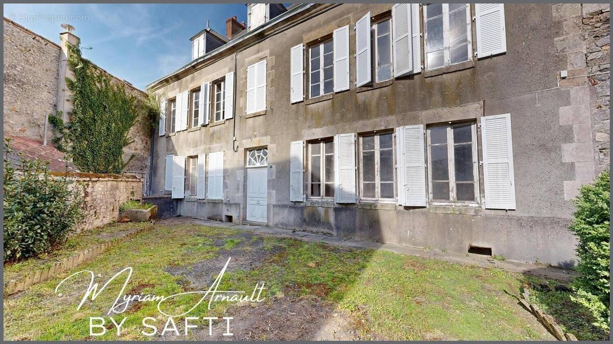 Photo 1 - Maison à DUN-LE-PALESTEL