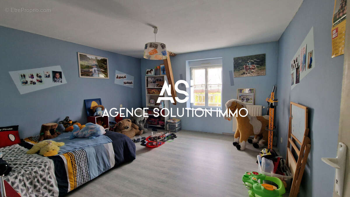 Maison à ARQUENAY