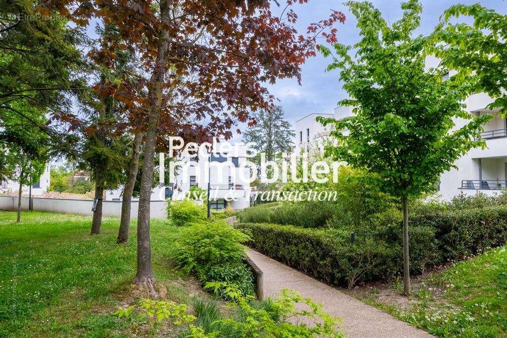 Appartement à RUEIL-MALMAISON