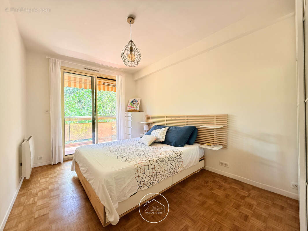 Appartement à MARSEILLE-9E