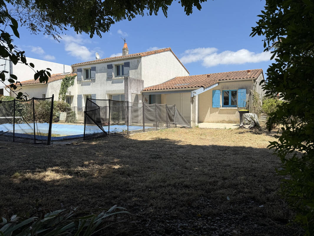 Maison à VAUX-SUR-MER
