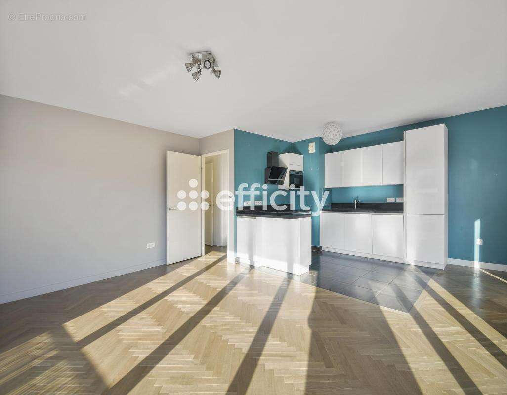 Appartement à BOIS-COLOMBES