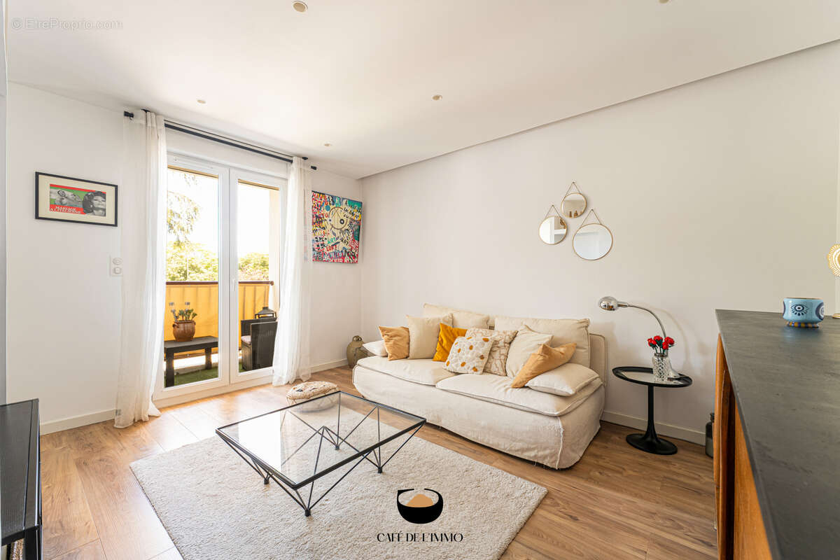 Appartement à MARSEILLE-12E