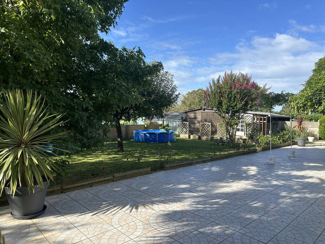 Maison à LA CHAPELLE-SUR-OUDON