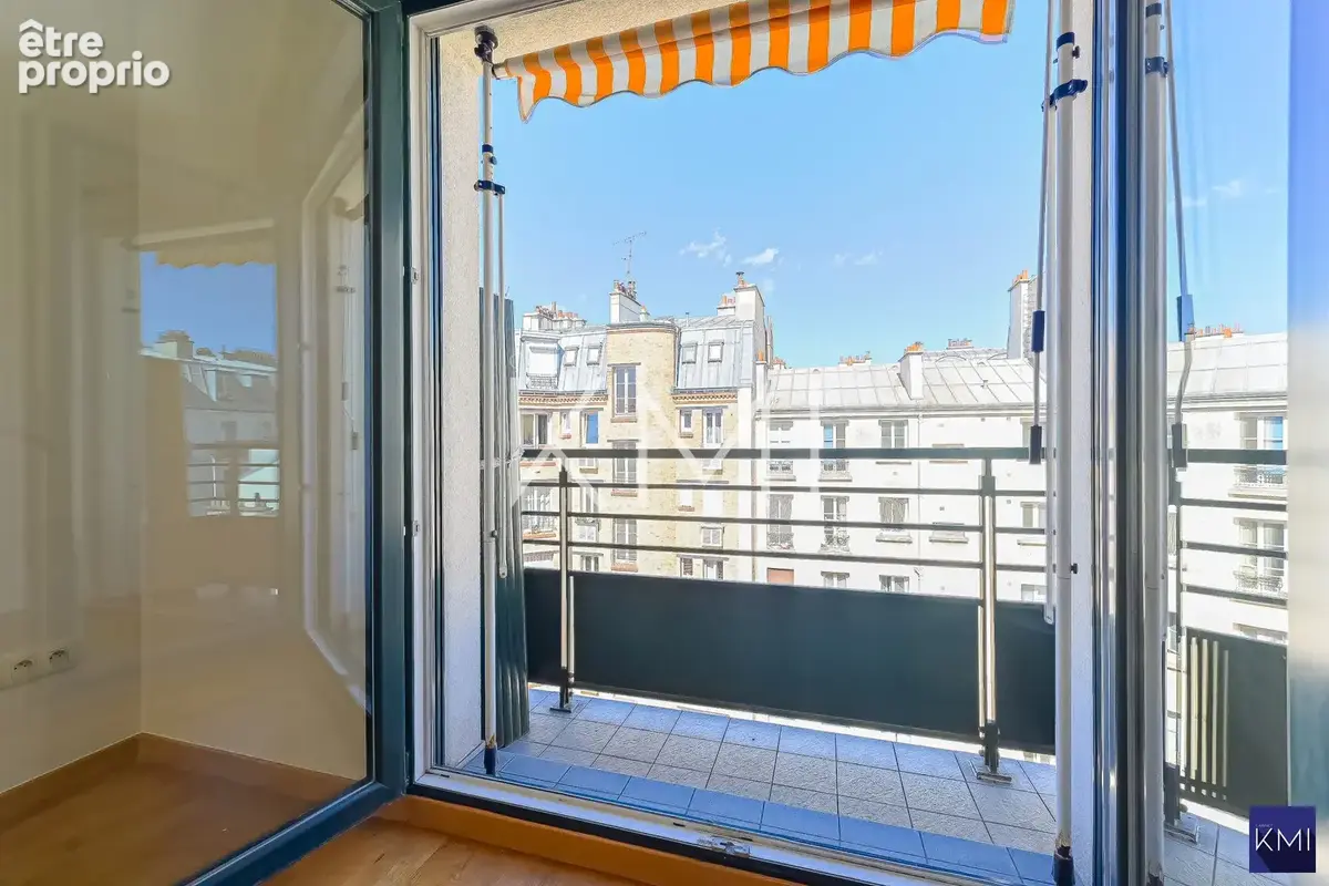 Appartement à PARIS-11E