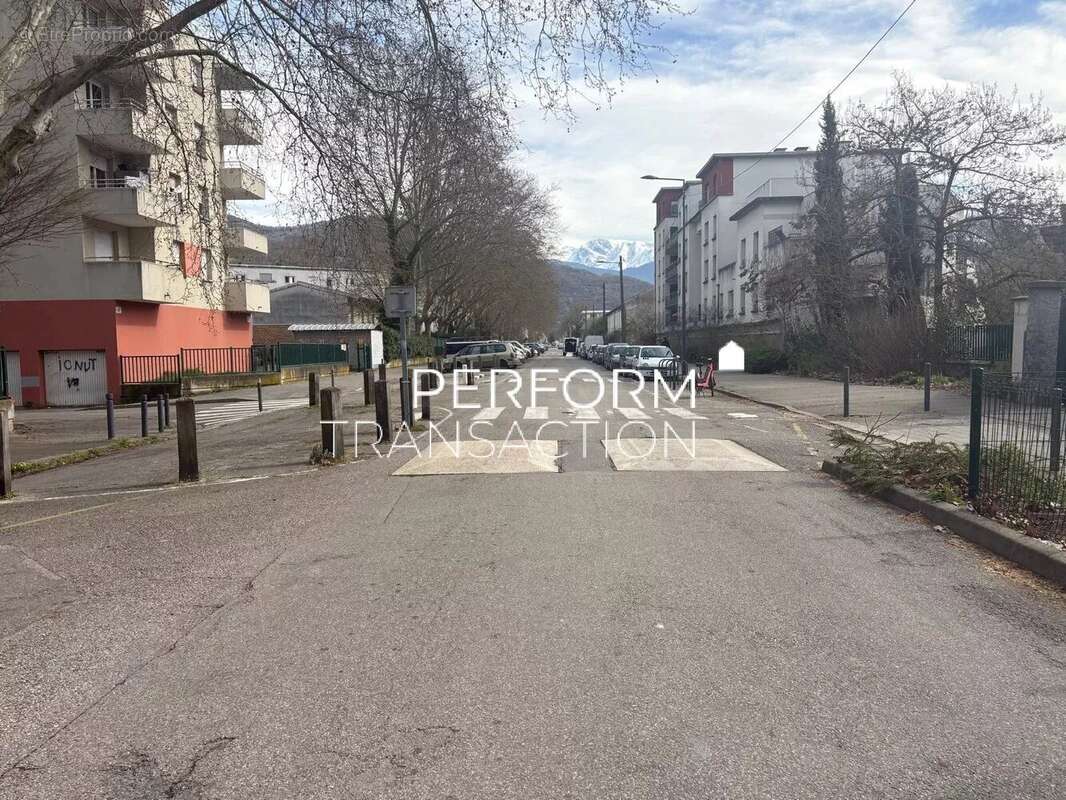 Parking à GRENOBLE