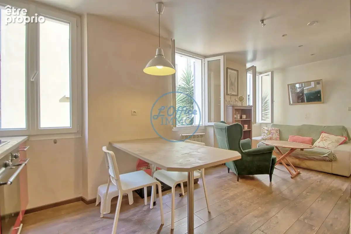 Appartement 2 pièces 25 m² à vendre à Toulon (83100) - photo 1