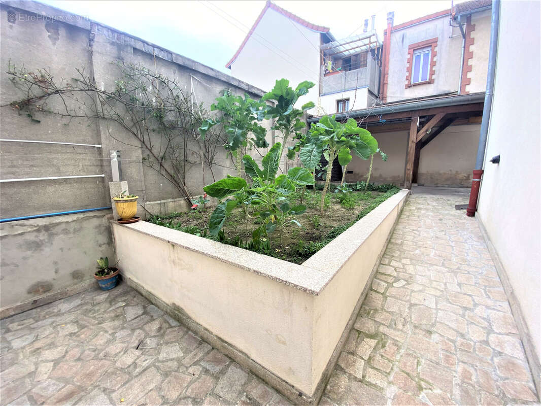 Appartement à EPINAY-SUR-SEINE