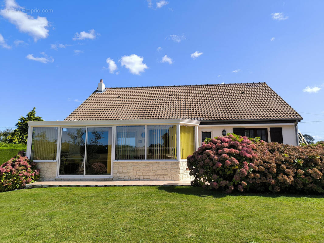 Maison à TOUR-EN-BESSIN