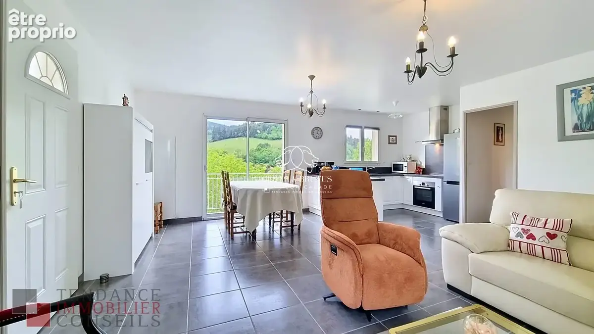 Maison 4 pièces 82 m² à vendre à Lamure-Sur-Azergues (69870) - photo 2
