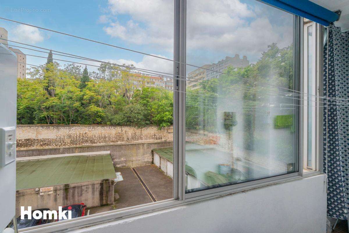 Appartement à MARSEILLE-8E