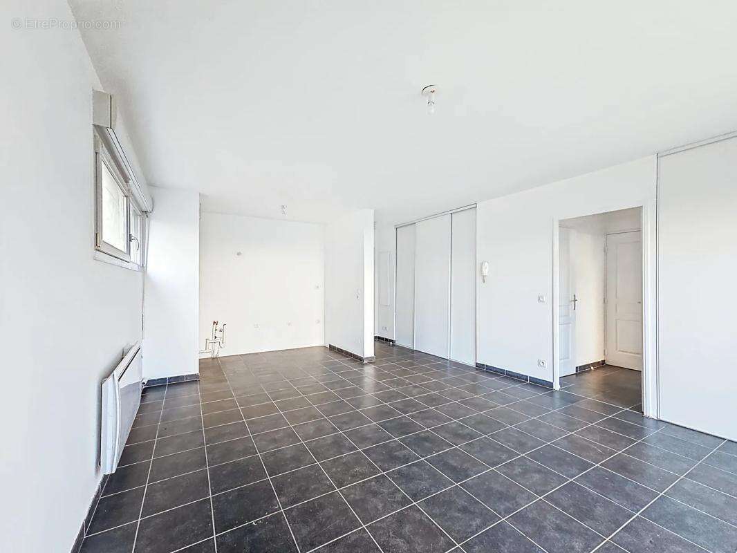Appartement à LYON-8E
