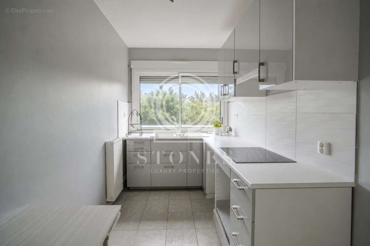 Appartement 102 m² à La Celle-Saint-Cloud  - photo 5