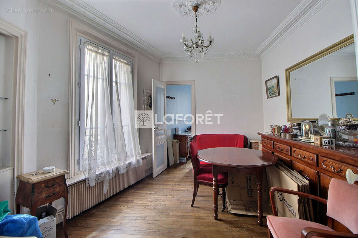 Appartement à SURESNES
