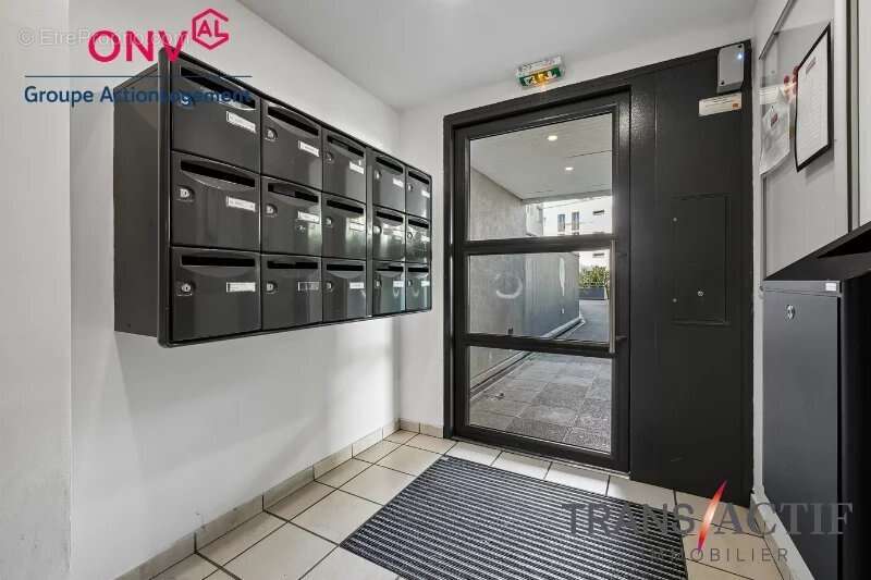 Appartement à SAINT-CYR-L'ECOLE
