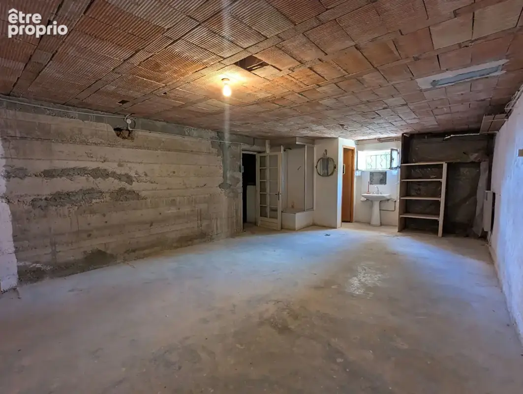 VILLECROZE, maison avec annexe, 140 m², 6 pièces aux portes du village - photo 17