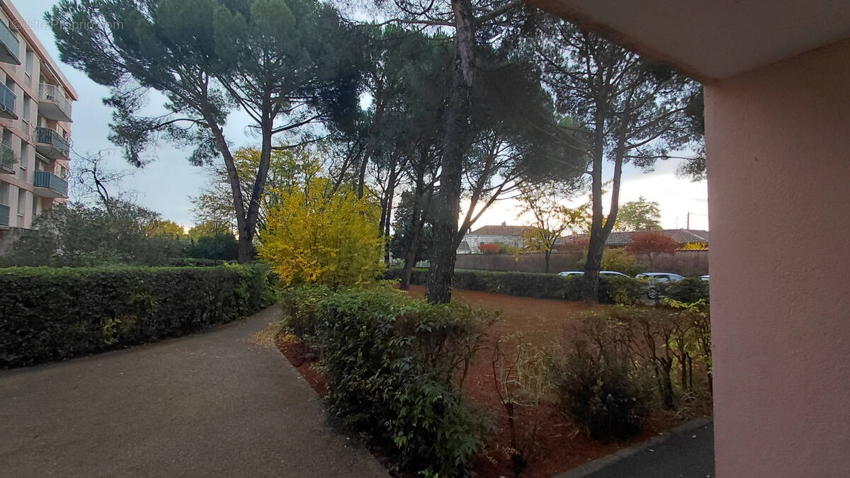 Appartement à BOURG-SAINT-ANDEOL