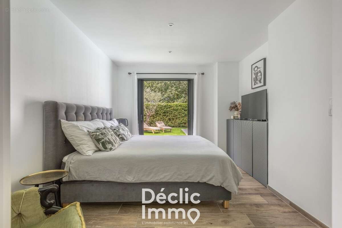 À vendre villa contemporaine avec piscine à Gujan Mestras - photo 9