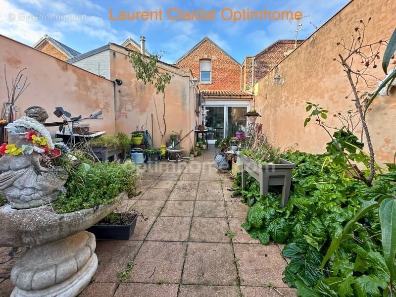 Maison à SAINT-QUENTIN