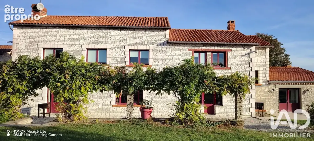 Photo 1 - Maison à SERIGNY