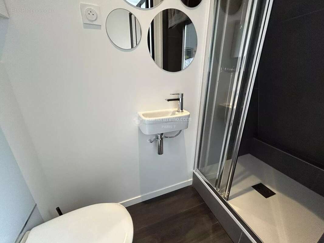 Appartement à PARIS-8E