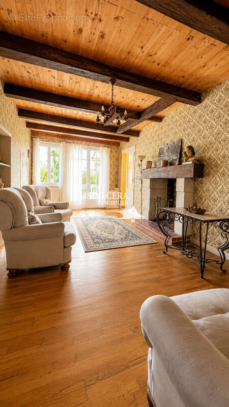 Maison à RIBERAC