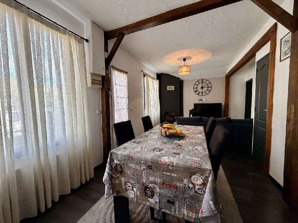 Maison à TREMBLAY-EN-FRANCE