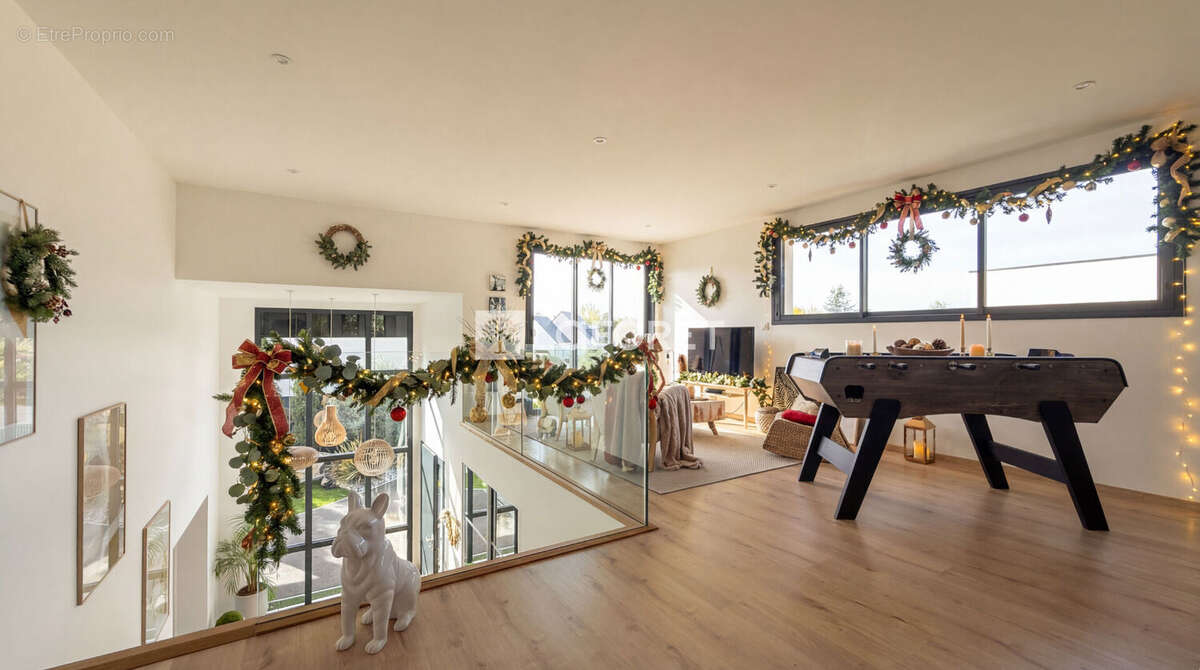 Maison à SAINT-CYR-SUR-LOIRE