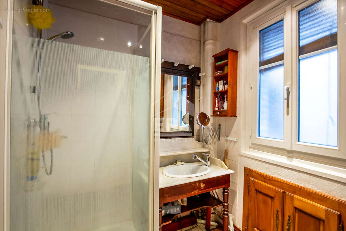 Appartement à PARIS-12E