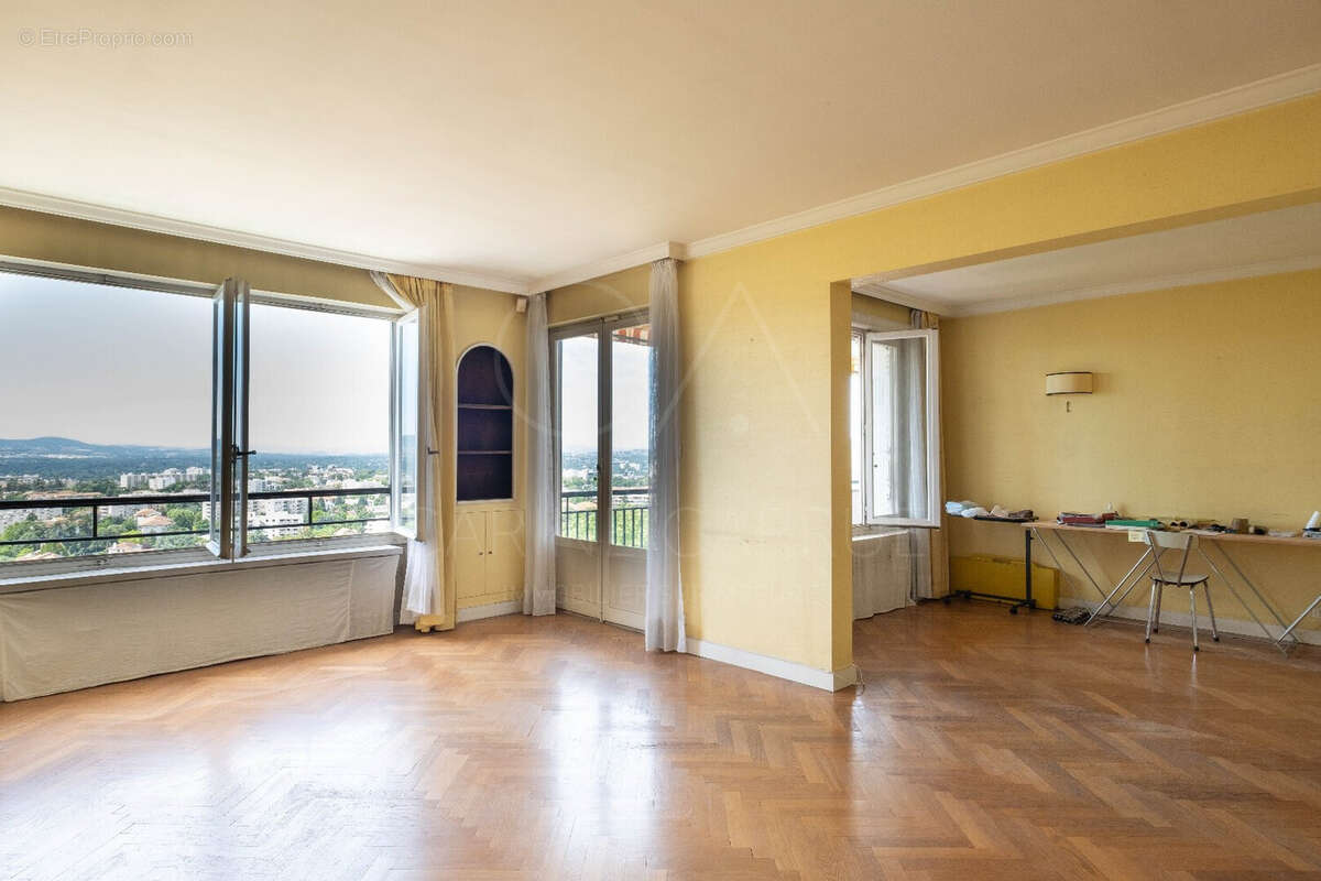 Appartement à LYON-5E