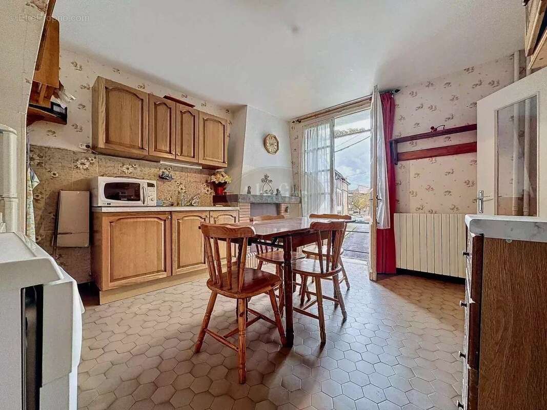 Maison à CASTELNAU-MAGNOAC