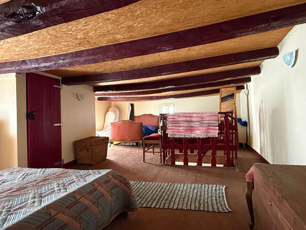 Maison à CHARENSAT