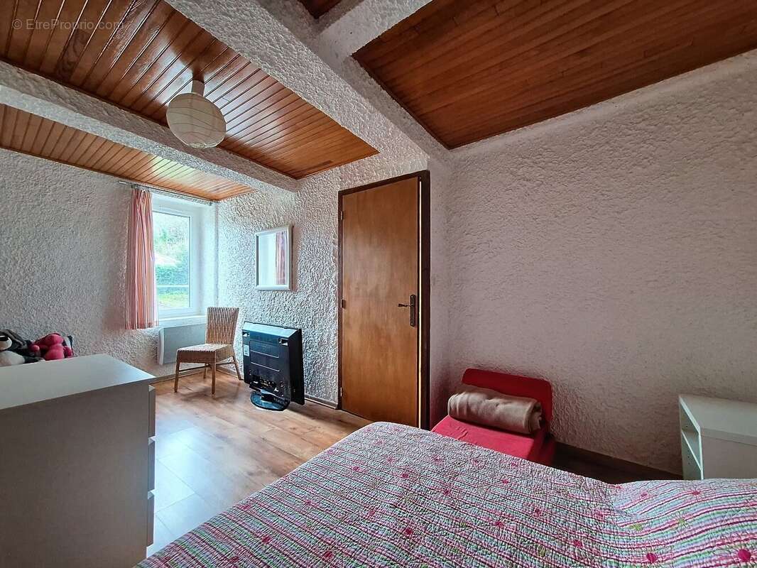 Maison à FERRIERES-POUSSAROU